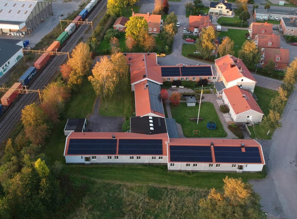 Bralanda Hotell Och Vandrarhem Екстериор снимка