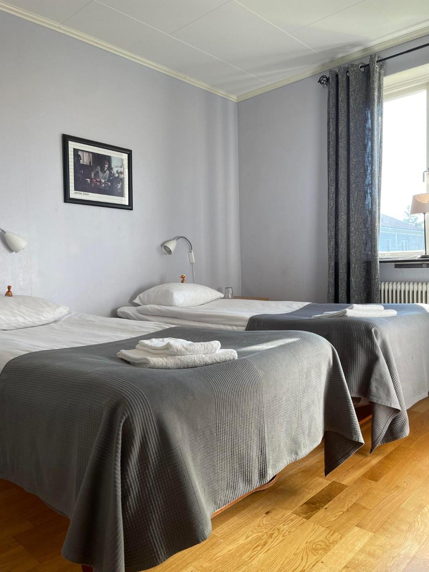 Bralanda Hotell Och Vandrarhem Екстериор снимка