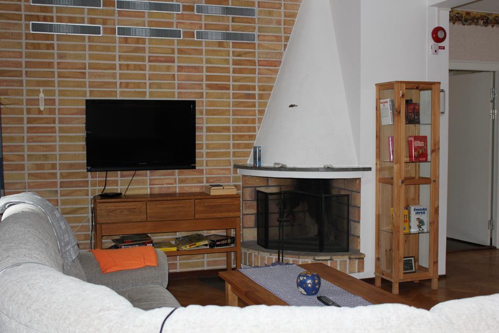 Bralanda Hotell Och Vandrarhem Екстериор снимка