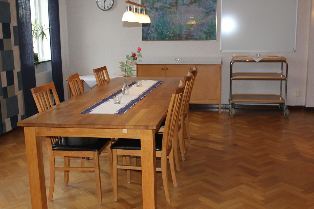 Bralanda Hotell Och Vandrarhem Екстериор снимка